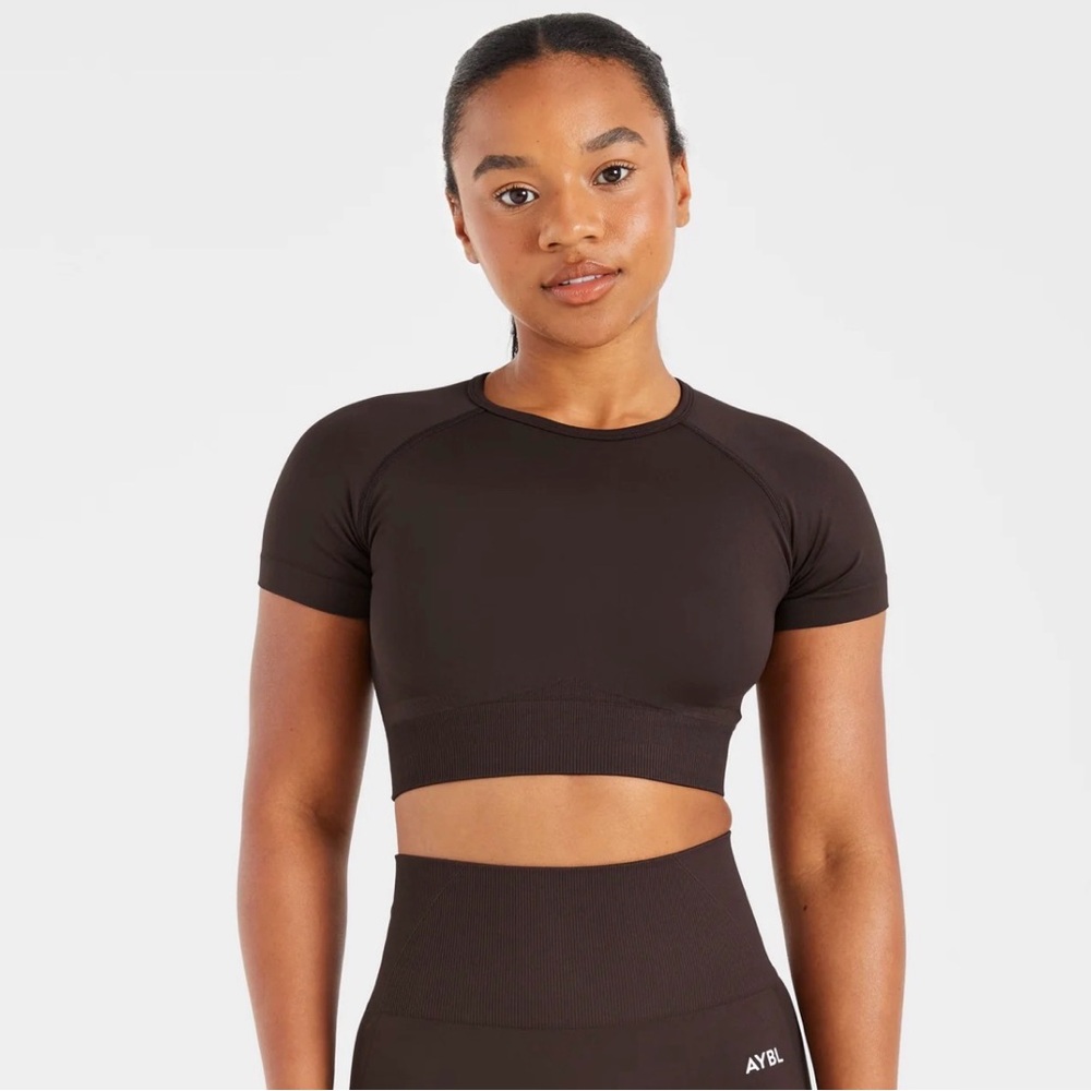 AYBL EMPOWER SEAMLESS CROP TOP